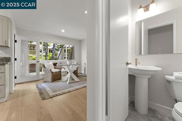 412 Woodminster, Moraga CA: https://media.crmls.org/mediaz/549c42b1-5673-4516-a4a3-c7c5074ee46e.jpg