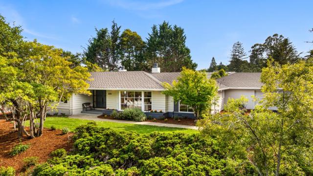 1575 Kingswood Drive, Hillsborough CA: https://media.crmls.org/mediaz/549c811b-ce87-44ea-ac54-2d95daac60bd.jpg