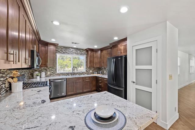 13580 Watsonville Road, Morgan Hill CA: https://media.crmls.org/mediaz/549d2b94-733e-4709-b7a0-a84ae8a9ef80.jpg