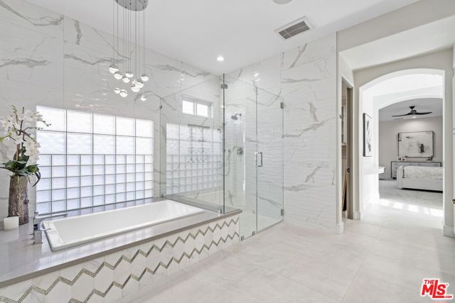 Image 23 of 43 For 580 Elk Clover Circle