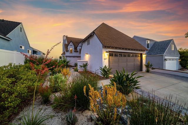 4507 Carnaby Court, Carlsbad CA: https://media.crmls.org/mediaz/549e7016-df65-4c8b-a24d-358e29a3c105.jpg