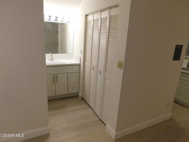 6213 Whitsett Avenue, North Hollywood CA: https://media.crmls.org/mediaz/549f959a-2c18-4efb-90b8-293ddd210168.jpg