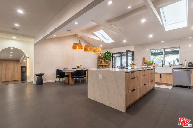 12322 Sylvan Street, North Hollywood CA: https://media.crmls.org/mediaz/549fcfdb-e005-4885-8208-90458026cc5b.jpg