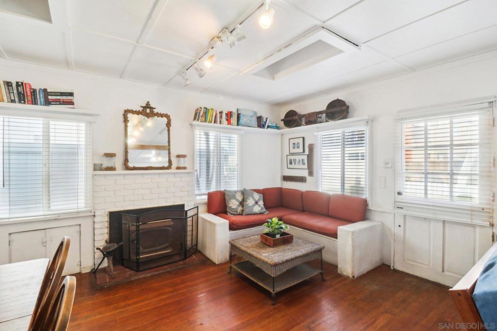 719 Jersey Ct - photo 12