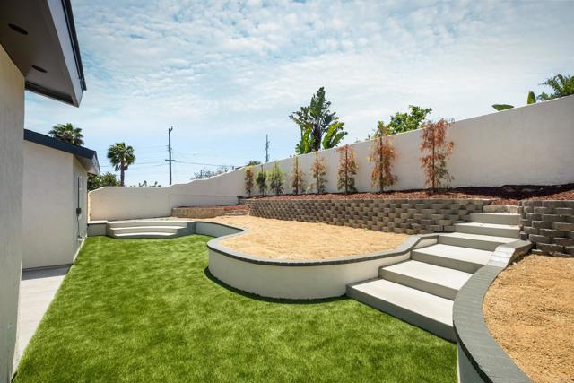 Detail Gallery Image 38 of 41 For 2434 Moonstone Dr, San Diego,  CA 92123 - 4 Beds | 3 Baths