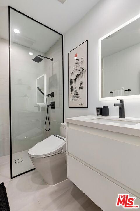 https://media.crmls.org/mediaz/54a28dbf-28bf-4a09-9627-175988051566.jpg?preset=X-Large