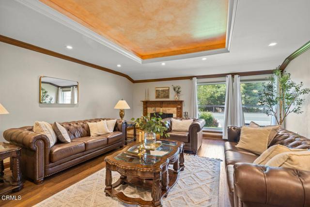 Detail Gallery Image 3 of 36 For 1818 La Granada Dr, Thousand Oaks,  CA 91362 - 3 Beds | 2 Baths