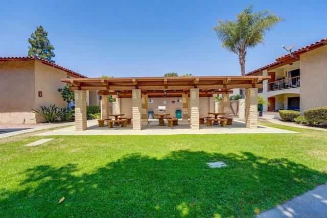 6069 Rancho Mission Rd, San Diego CA: https://media.crmls.org/mediaz/54a30276-c9e4-43eb-b3f7-3e57b37a9923.jpg