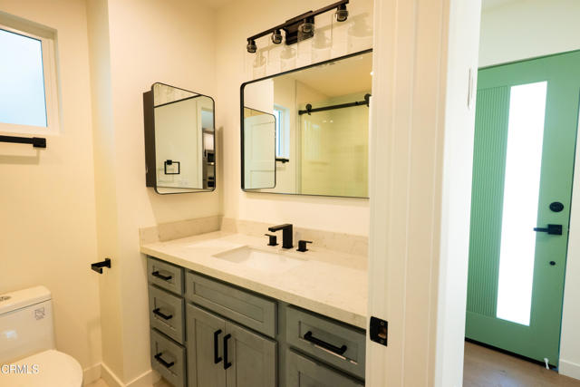 Detail Gallery Image 20 of 27 For 1726 Los Robles Ave, Pasadena,  CA 91104 - 3 Beds | 2 Baths
