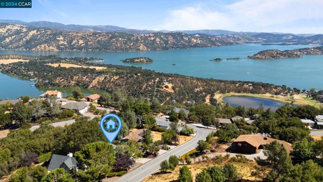 7837 Evergreen Dr, Kelseyville, California 95451, 4 Bedrooms Bedrooms, ,2 BathroomsBathrooms,Single Family Residence,For Sale,Evergreen Dr,41072581