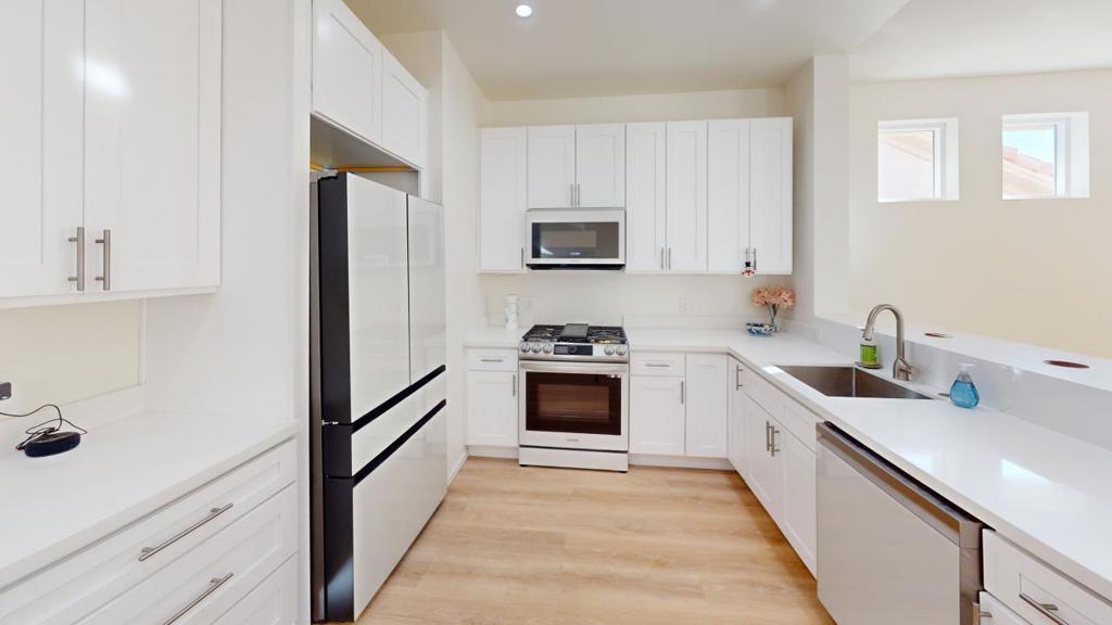 31105 Avenida La Gaviota