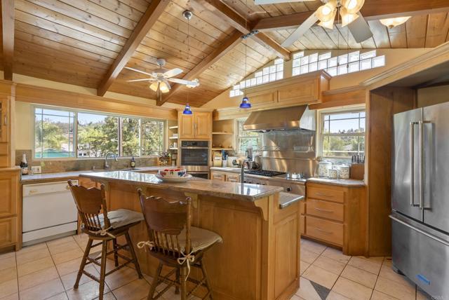 Detail Gallery Image 1 of 1 For 10601 Vista Camino, Lakeside,  CA 92040 - 4 Beds | 3 Baths