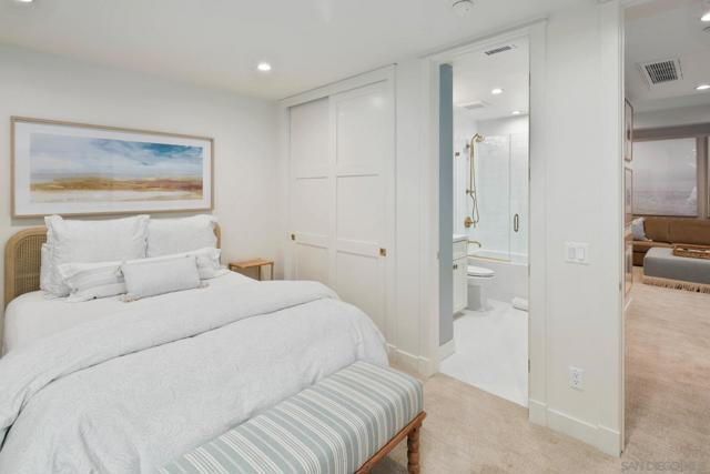 552 G Avenue, Coronado CA: https://media.crmls.org/mediaz/54a64c4f-cea5-418a-b358-ba1b79d9ad20.jpg