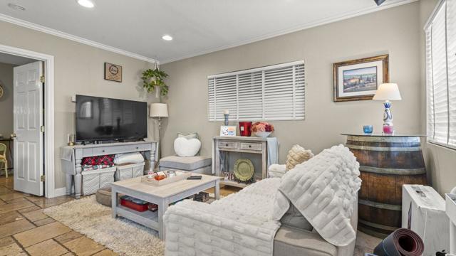 878 El Rio Drive, San Jose CA: https://media.crmls.org/mediaz/54a75314-6297-4ea0-b956-bee9ff7f67d7.jpg