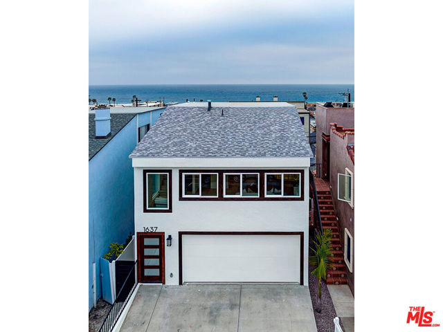 1637 MONTEREY Boulevard, Hermosa Beach, California 90254, 3 Bedrooms Bedrooms, ,1 BathroomBathrooms,Residential,Sold,MONTEREY,22169049