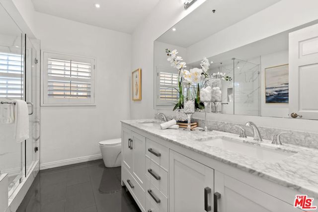 2025 S Beverly Glen Boulevard, Los Angeles CA: https://media.crmls.org/mediaz/54a7aaa6-3f6f-42cd-b931-2303ff5deb57.jpg