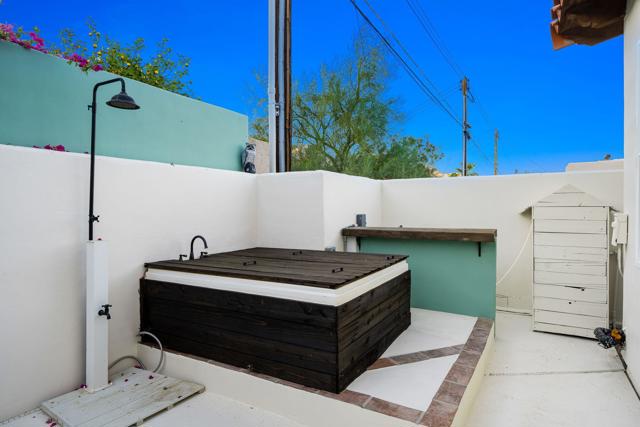 53845 Avenida Cortez, La Quinta CA: https://media.crmls.org/mediaz/54a93d43-1078-4617-af6e-b08b716756d1.jpg