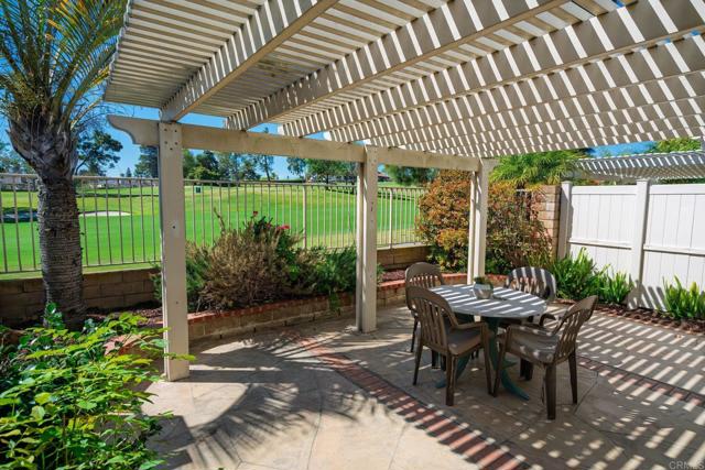 Detail Gallery Image 25 of 43 For 1015 Gleneagles Pl, Vista,  CA 92081 - 2 Beds | 2 Baths