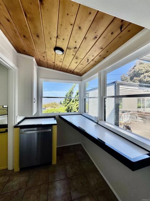 Detail Gallery Image 38 of 59 For 4452 Orchard Ave, San Diego,  CA 92107 - 3 Beds | 2 Baths