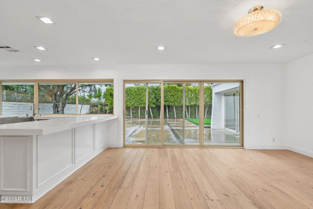 4531 Coolhaven Court, Westlake Village CA: https://media.crmls.org/mediaz/54abcb3e-582c-4203-9c21-d910498f83c7.jpg