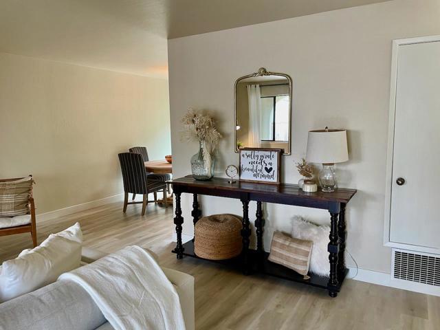 110 Lloyd Court, Aptos CA: https://media.crmls.org/mediaz/54abf9e4-95a5-4390-be4f-7e863357899c.jpg