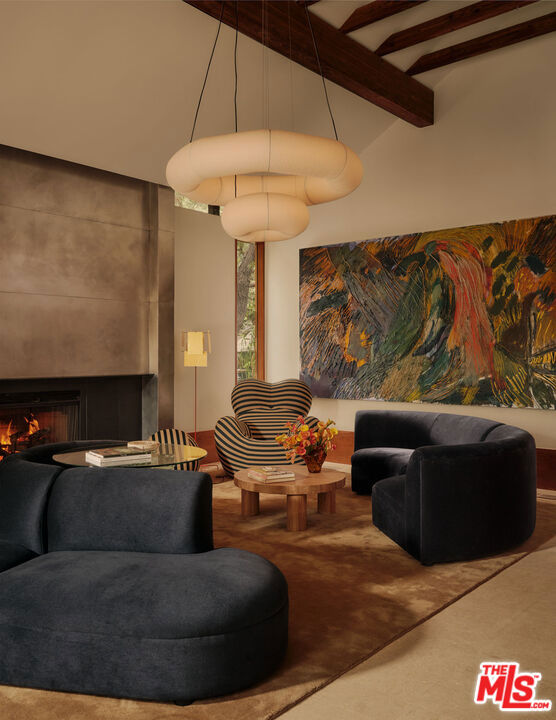 4 Bed Home for Sale in Los Angeles, California