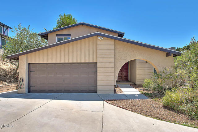 11830 Babbitt Avenue, Granada Hills CA: https://media.crmls.org/mediaz/54ae3cb7-14a6-48b2-8420-feabdd78ea7b.jpg