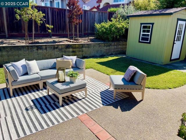 18905 Carson Lane, Castro Valley CA: https://media.crmls.org/mediaz/54aed6c1-8ba9-423d-9ccd-e377c6edb0c9.jpg