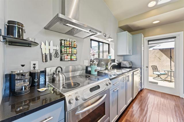 Detail Gallery Image 7 of 43 For 32688 Taspa Ct, Pauma Valley,  CA 92061 - 3 Beds | 3 Baths