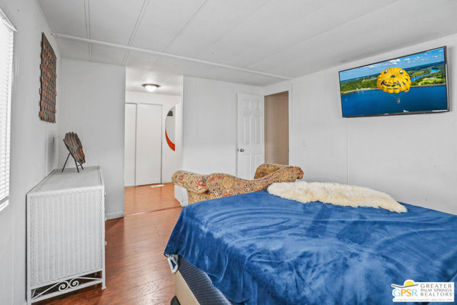 17555 Corkill Rd, Desert Hot Springs CA: https://media.crmls.org/mediaz/54af3b3b-0a13-40d7-9b2d-7644ec2454c0.jpg
