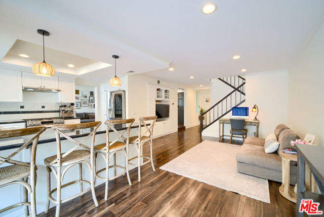 52 Carriage Hill Lane, Laguna Hills CA: https://media.crmls.org/mediaz/54af9099-46eb-467a-ad46-36b5429d9f9e.jpg