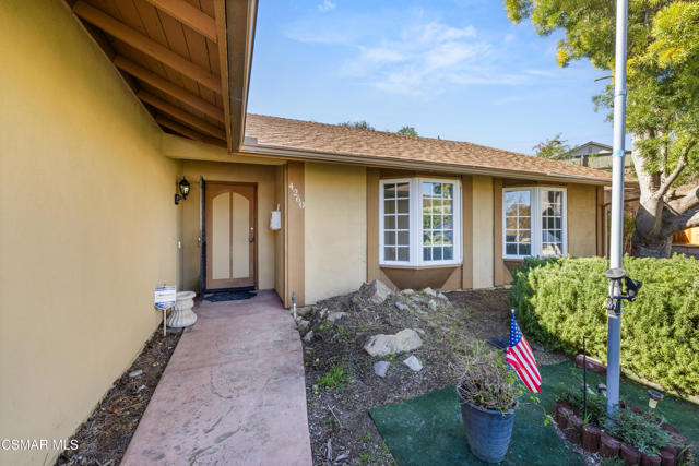 4260 Dalewood Circle, Newbury Park CA: https://media.crmls.org/mediaz/54b06904-2457-40a8-947f-78c1c7c19dee.jpg