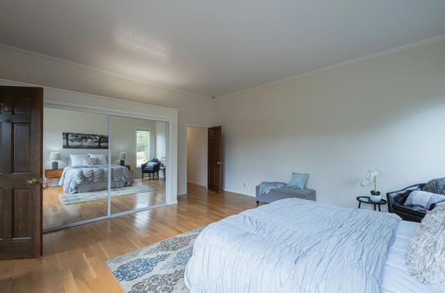 24935 Corte Poco, Salinas CA: https://media.crmls.org/mediaz/54b0ddcc-c6ce-41a0-9085-3728af7a3172.jpg