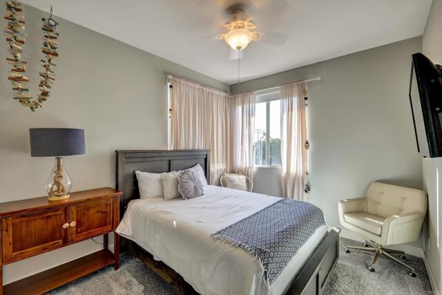 1570 Vista Del Mar Way, Oceanside CA: https://media.crmls.org/mediaz/54b0fd33-4c70-4258-b7d9-8de1c97d2f94.jpg