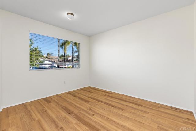 Detail Gallery Image 27 of 42 For 1330 Palomar Pl #7,  Vista,  CA 92084 - 3 Beds | 2 Baths