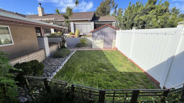 Detail Gallery Image 22 of 29 For 1735 Plaza Crest Ridge Rd, San Diego,  CA 92114 - 4 Beds | 2 Baths