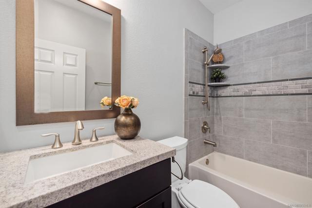 5845 FRIARS RD, San Diego CA: https://media.crmls.org/mediaz/54b43141-93a4-4313-b74d-21a983e409ca.jpg
