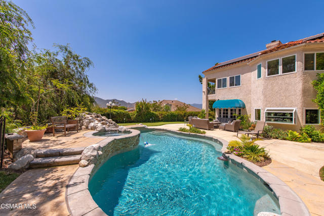5924 Rainbow Hill Road, Agoura Hills CA: https://media.crmls.org/mediaz/54b43d2f-ef95-4a25-bfff-ed17521cbbb2.jpg