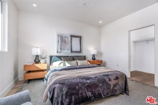 5832 David Avenue, Culver City CA: https://media.crmls.org/mediaz/54b45f31-b10d-42a7-b85b-2e07ccedefc6.jpg