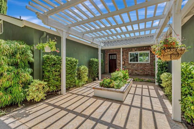 1738 Shasta Avenue, San Jose CA: https://media.crmls.org/mediaz/54b51bb3-95d2-494e-a83a-25d8014336f6.jpg