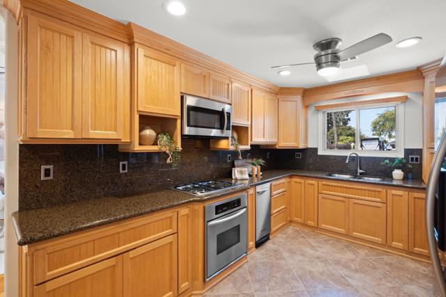 798 Orkney Avenue, Santa Clara CA: https://media.crmls.org/mediaz/54b52d34-50ed-431d-8dbd-af2893796970.jpg