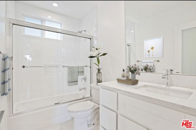 119 Paloma Avenue, D photo 11