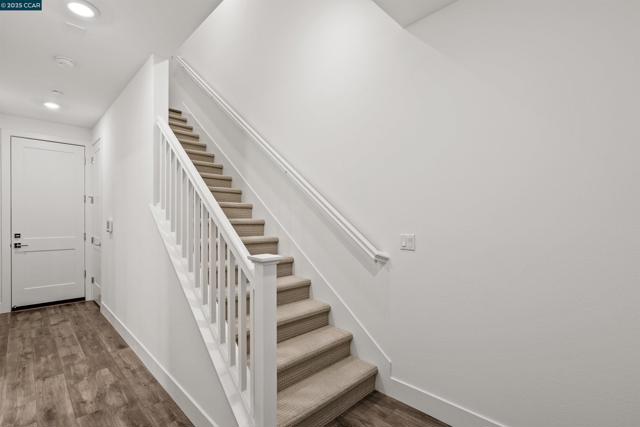 301 Stone Pine Terrace, Sunnyvale CA: https://media.crmls.org/mediaz/54b67612-d564-4514-9f6a-c746c6c9eb53.jpg