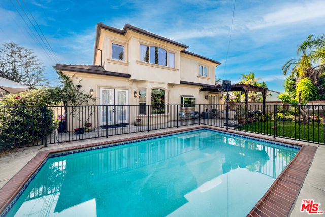 1036 Louise Avenue, Arcadia CA: https://media.crmls.org/mediaz/54b67a5d-6593-4779-ac96-8b7b1e675bde.jpg