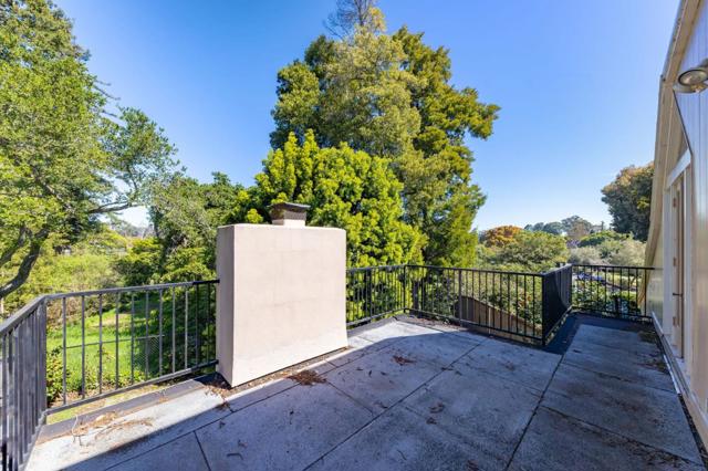 680 Fairway Circle, Hillsborough CA: https://media.crmls.org/mediaz/54b6a58e-4b0c-4003-abe5-5c3bf3f066f9.jpg