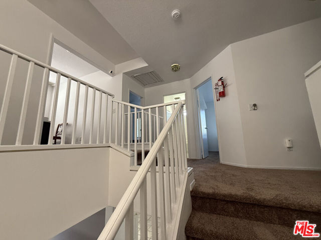 44752 Ranchwood Avenue, Lancaster CA: https://media.crmls.org/mediaz/54b6a93f-5b3d-4411-aa71-cfc329afb338.jpg