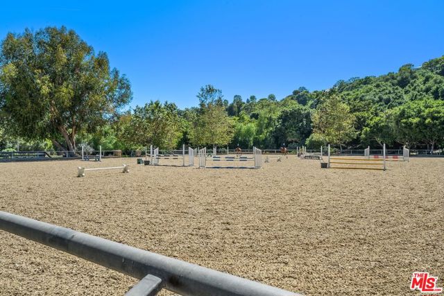 1818 Old Ranch Road, Los Angeles CA: https://media.crmls.org/mediaz/54b73ba0-7b9a-4d5c-afe9-632432f2a4b7.jpg