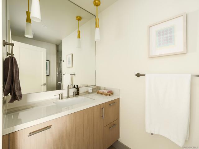 2841 Bayside Walk, San Diego CA: https://media.crmls.org/mediaz/54b77595-e6c7-44be-8fa6-67000c8c54ab.jpg