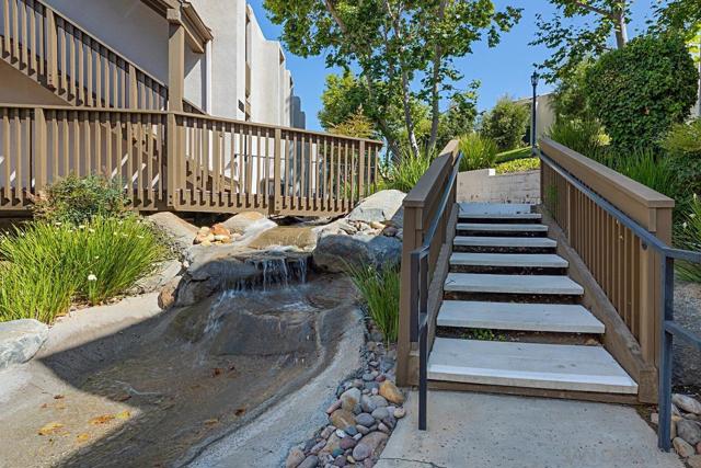 5350 Baltimore Dr, La Mesa CA: https://media.crmls.org/mediaz/54b809db-32bd-45e8-811f-498e530c57d9.jpg