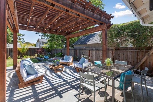 1141 Fairview Avenue, Redwood City CA: https://media.crmls.org/mediaz/54b8cebb-88a3-4bfa-85e3-57b5eb3ae37e.jpg
